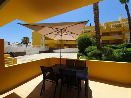 Appartement climatisé avec patio et piscine à Tavira, Portugal : photo 22