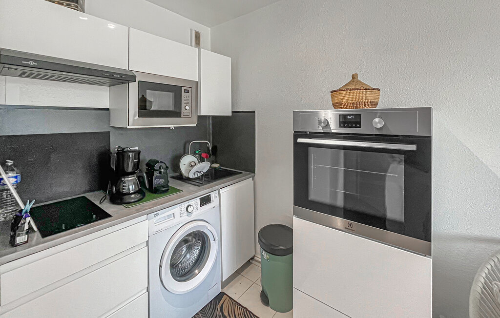 Appartement 35 m² à Antibes-les-Pins, terrasse couverte et piscine - Photo 7