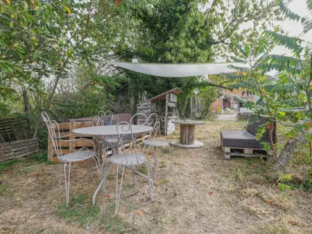 Gîte avec piscine chauffée et grange de loisirs, Géraudot : photo 10