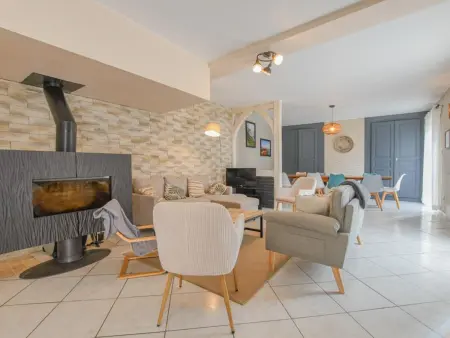 Gîte avec piscine chauffée et grange de loisirs, Géraudot : photo 25