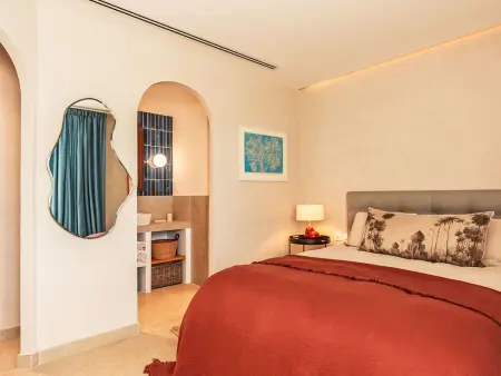 Magnificent 6-bedroom Villa, Villa 12 personnes à Nice : photo 7