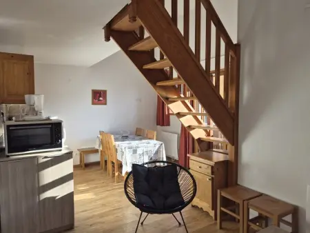 Duplex 8 pers. calme à Orcières Merlette, pieds dans la neige : photo 4
