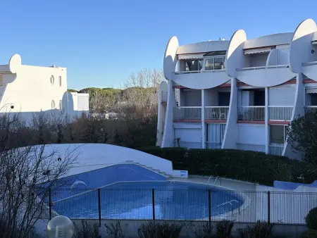 Charmant studio avec clim près de la plage - 3 pers. : photo 7
