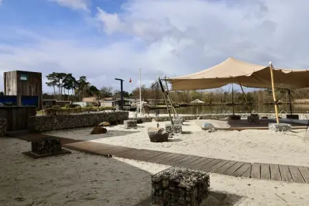 Maison de vacances au bord du lac, camping EuroParcs à Mol : photo 5