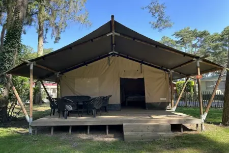 Tente Safari 4 à Zutendaal : 2 chambres, en pleine nature : photo 1