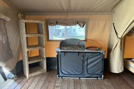 Tente Safari 4 à Zutendaal : 2 chambres, en pleine nature : photo 11