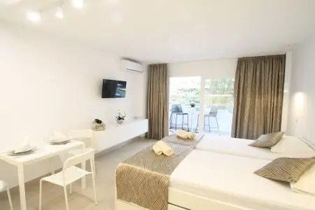 493966, Appartement avec piscine à Santa Ponca : photo 12