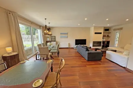 Villa avec piscine et jardin de 850 m² à Conil, Cádiz : photo 3