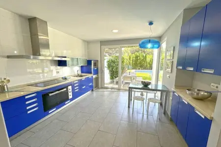 Villa avec piscine et jardin de 850 m² à Conil, Cádiz : photo 21
