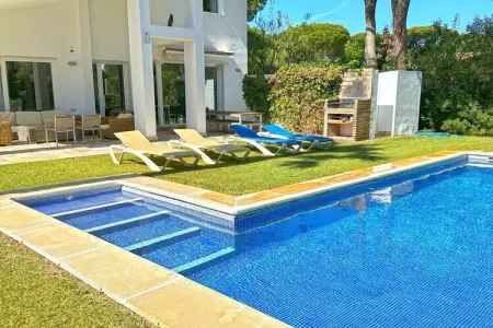 Villa avec piscine et jardin de 850 m² à Conil, Cádiz : photo 28