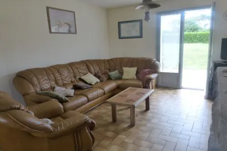 311575, Lambezen-maison aux volets bleus : photo 7