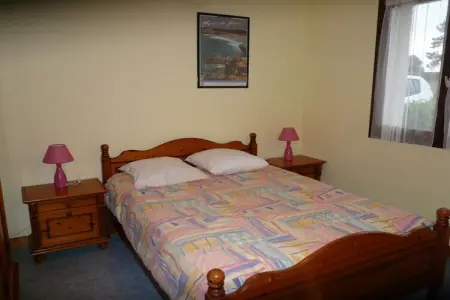 311575, Lambezen-maison aux volets bleus : photo 9
