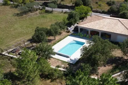 Maison avec piscine privée et vue sur la Serre de Barre, Les Salelles : photo 1