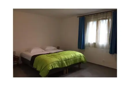 Maison avec piscine privée et vue sur la Serre de Barre, Les Salelles : photo 12