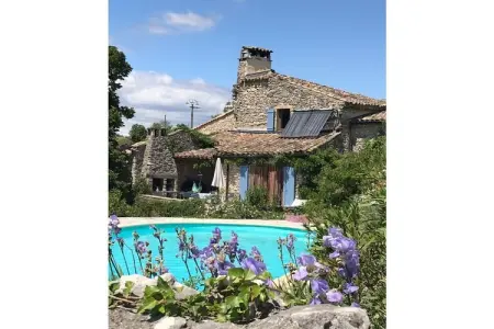 Maison de vacances avec piscine privée à Lagorce, Ardèche : photo 1