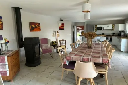 793723, gîte à St-Sauveur-de-Cruzières : photo 10