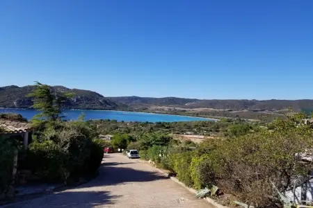 Mini-villa vue mer à Porto-Vecchio, terrasse de 50 m² et piscine : photo 6