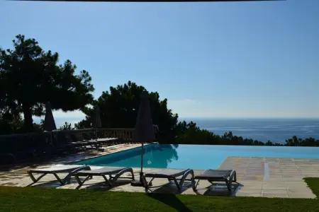 Maison 2 chambres avec piscine et accès privé à la crique de Favone : photo 2