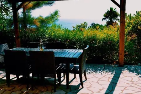 Maison 2 chambres avec piscine et accès privé à la crique de Favone : photo 8