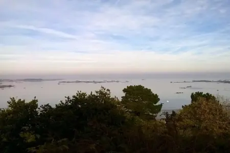 Maison vue baie de Launay face à Bréhat, 5 min de la mer, Ploubazlanec : photo 14