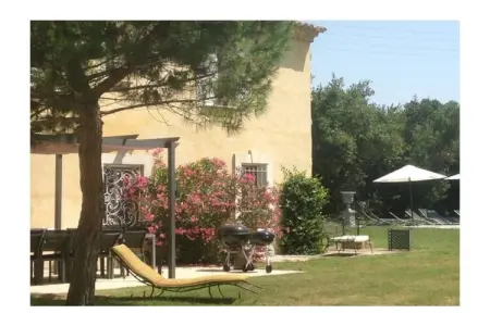 Maison avec piscine chauffée et 6 chambres à Saint-Gilles : photo 7