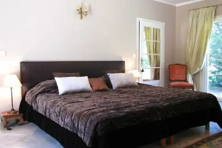 Maison avec piscine chauffée et 6 chambres à Saint-Gilles : photo 17