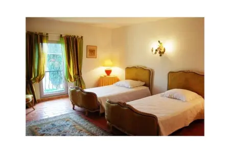 Maison avec piscine chauffée et 6 chambres à Saint-Gilles : photo 19