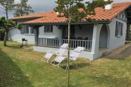 Maison avec cheminée et terrasse à 500 m de la plage, Vieux-Boucau : photo 2