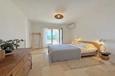 789472, Villa à Sainte-Maxime avec piscine : photo 12