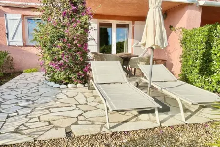 524152, Appartement de vacances Le Petit Lézard : photo 6