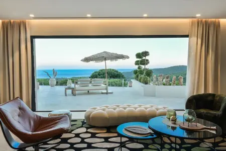 148560, Villa de 4 chambres sur la Côte d'Azur : photo 14