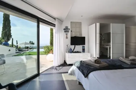 148560, Villa de 4 chambres sur la Côte d'Azur : photo 19