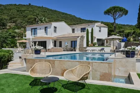 148560, Villa de 4 chambres sur la Côte d'Azur : photo 29