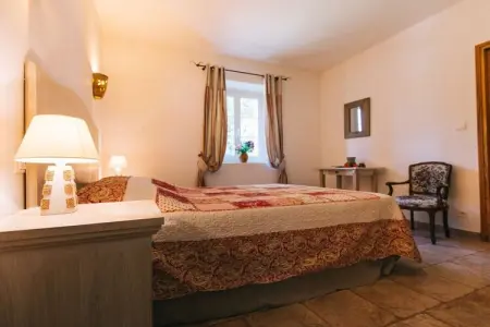 131435, Maison de vacances à Lioux avec piscine : photo 16