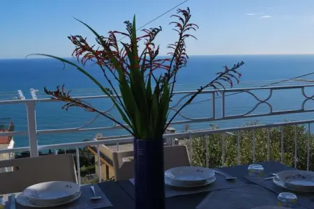 580308, Maison de vacances à Cipressa avec piscine : photo 3