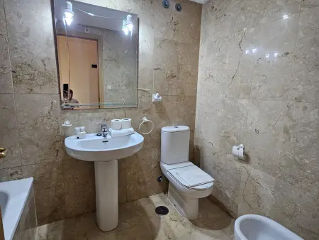Appartement accueillant avec vue piscine - 4 pers. : photo 5