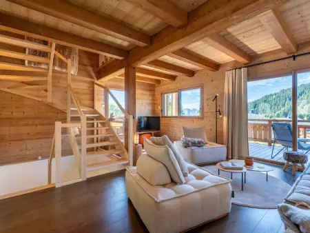 Demi-chalet avec vue sur le massif de Beauregard à La Clusaz : photo 4