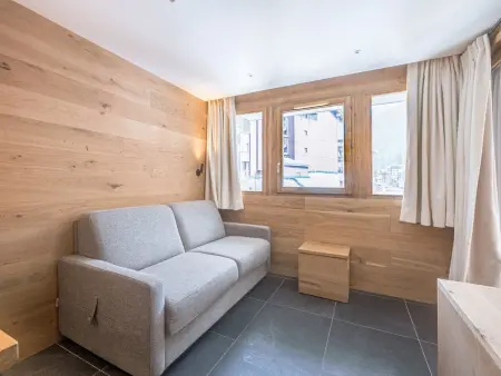 Appartement rénové ski aux pieds à Val-d'Isère, 2 personnes : photo 3