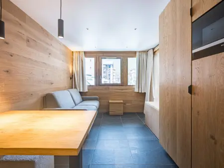 Appartement rénové ski aux pieds à Val-d'Isère, 2 personnes : photo 4