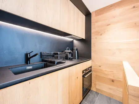 Appartement rénové ski aux pieds à Val-d'Isère, 2 personnes : photo 6