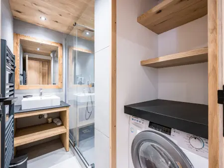 Appartement rénové ski aux pieds à Val-d'Isère, 2 personnes : photo 13