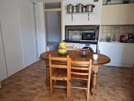 F1 cabine climatisé avec parking - 5 pers., Appartement 5 personnes à Canet en Roussillon : photo 4