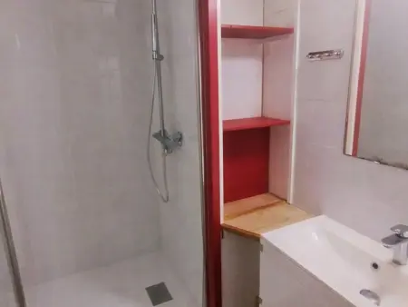 F1 cabine climatisé avec parking - 5 pers., Appartement 5 personnes à Canet en Roussillon : photo 8