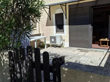 F1 cabine climatisé avec parking - 5 pers., Appartement 5 personnes à Canet en Roussillon : photo 10