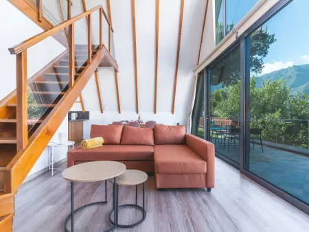 Chalet design avec jacuzzi privé et vue montagnes, São Vicente : photo 6
