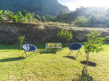 Chalet design avec jacuzzi privé et vue montagnes, São Vicente : photo 33