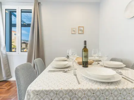 Gîte confortable proche centre Funchal - pers., Maison 8 personnes à Funchal : photo 7