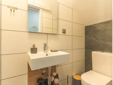 Gîte confortable proche centre Funchal - pers., Maison 8 personnes à Funchal : photo 14