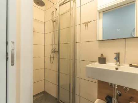 Gîte confortable proche centre Funchal - pers., Maison 8 personnes à Funchal : photo 15