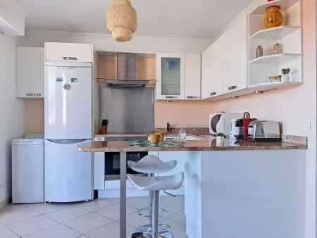 Appartement Le Royal Cap, terrasse 20 m² et vue montagnes à Villeneuve-Loubet : photo 7